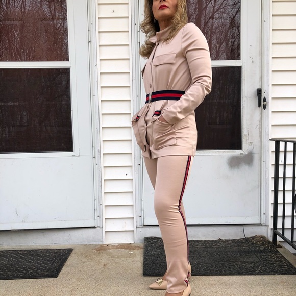 Set - Picture 5 of 6